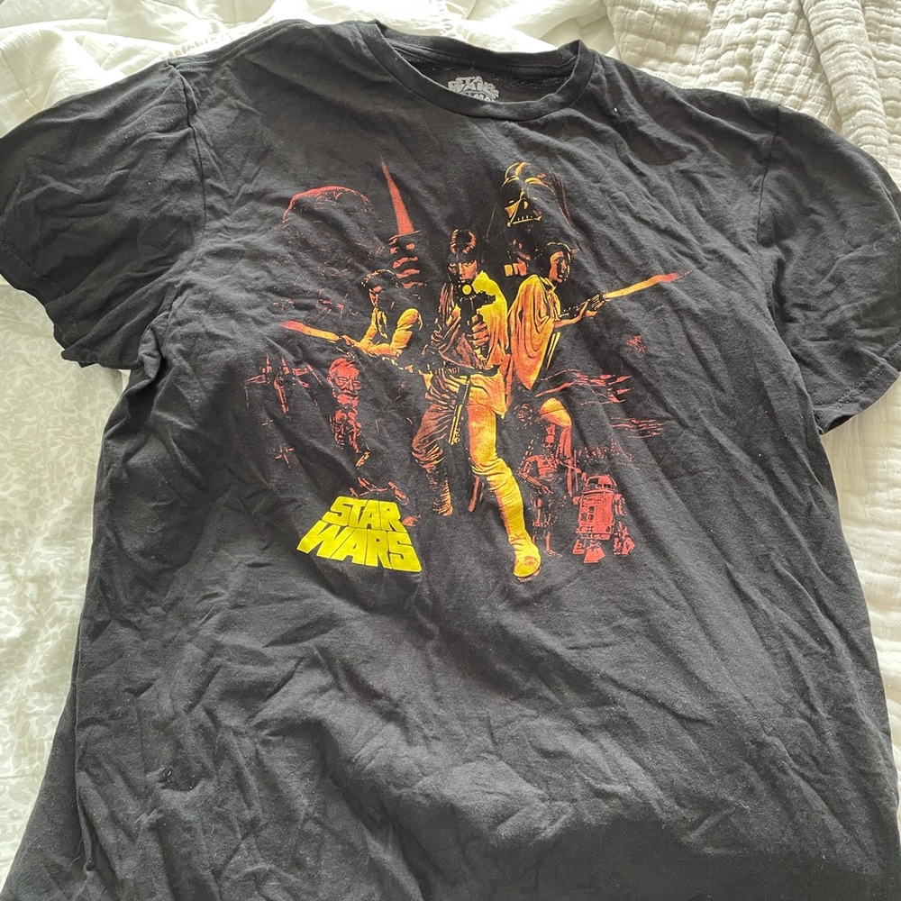 Star Wars fan store tee shirt size XL never worn